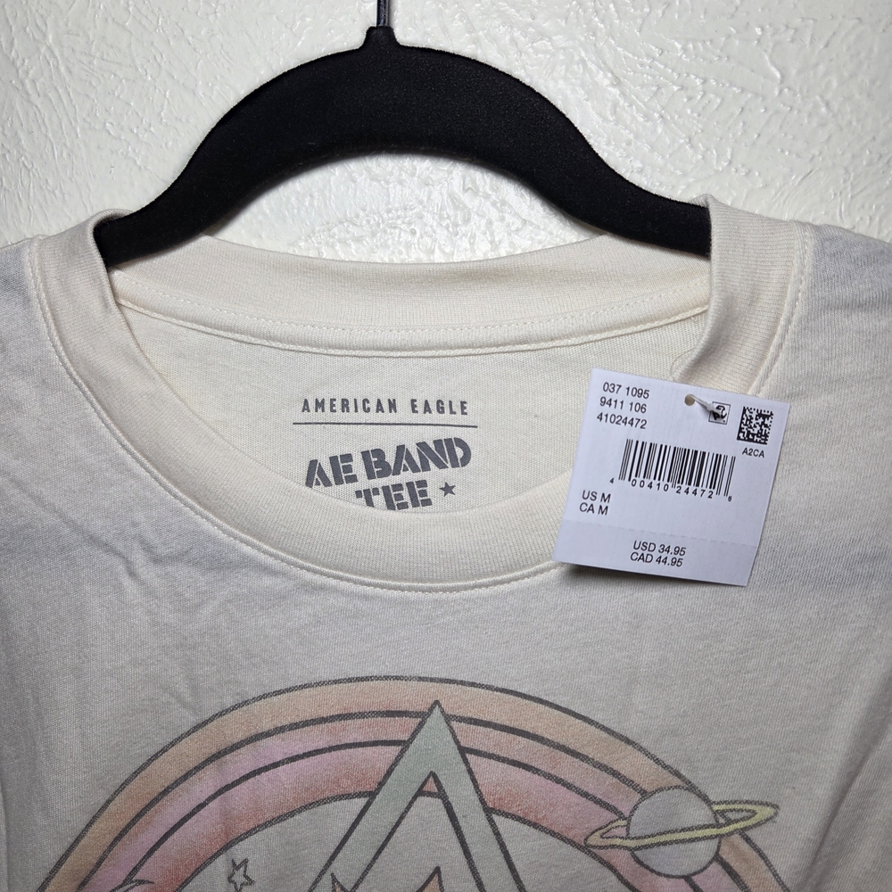 American Eagle  Cream Tee with Pastel Pink Floyd Rainbow Graphic - Picture 3 of 4